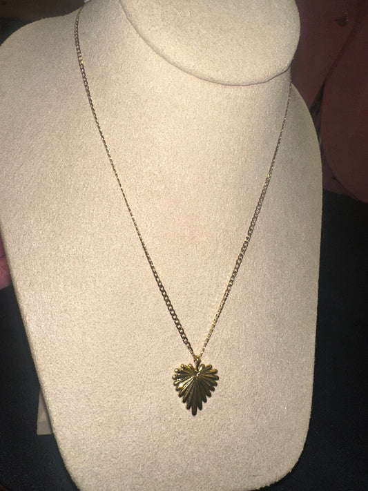 GALYNT Theo Feather Heart Necklace