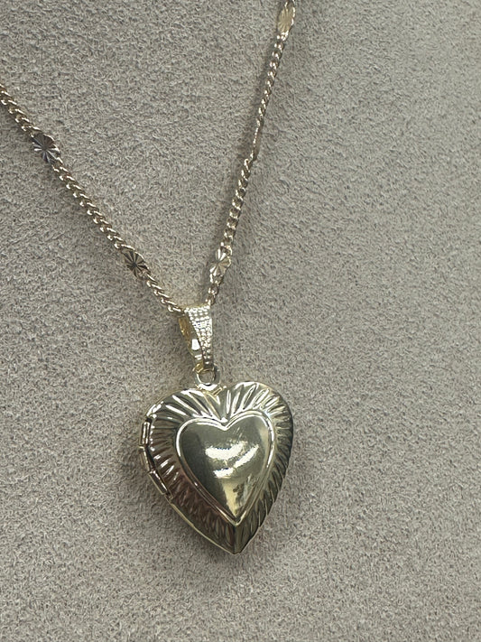 GALYNT Romeo Heart Locket