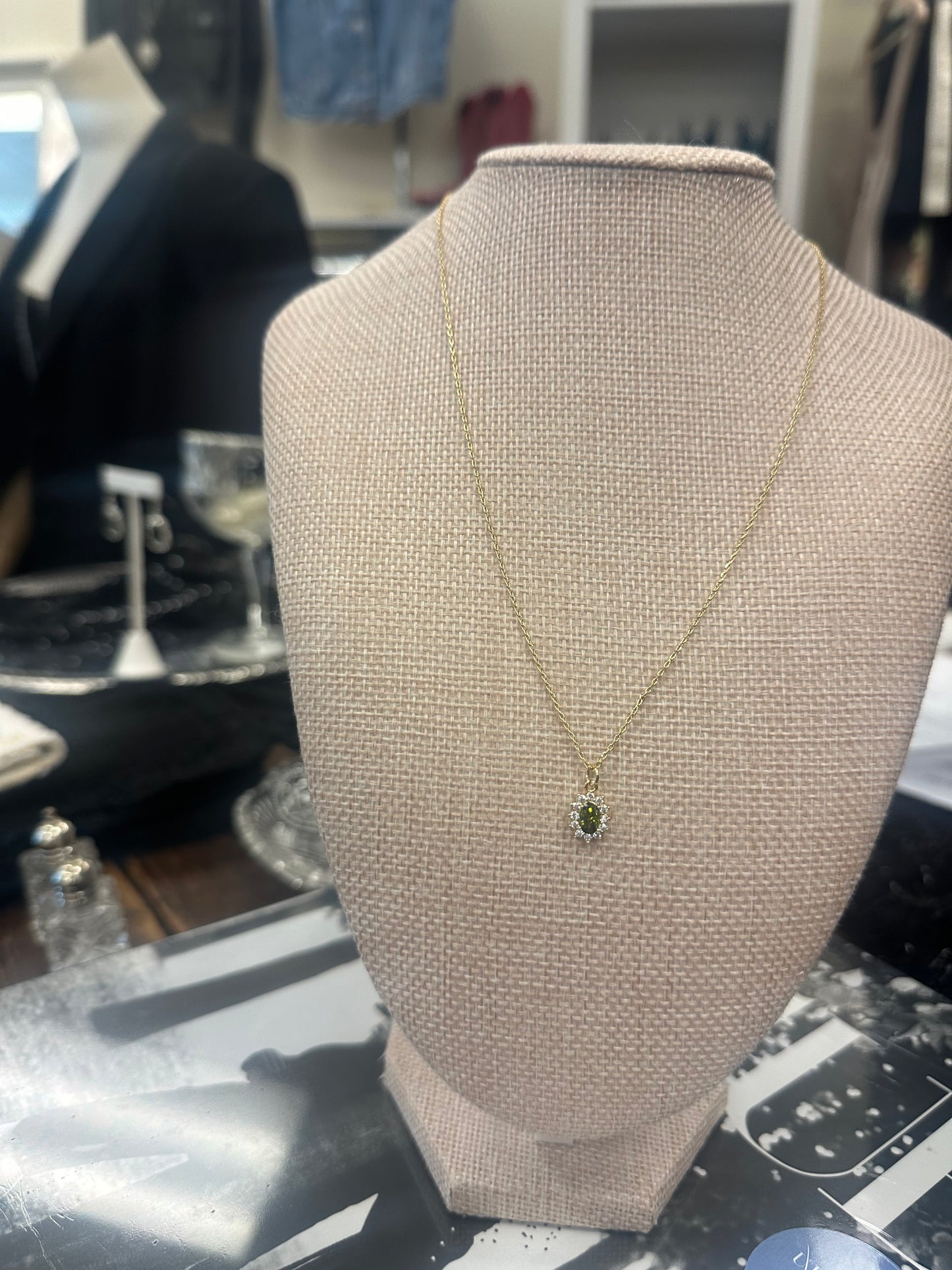 GALYNT 'Versailles Petite Necklace'