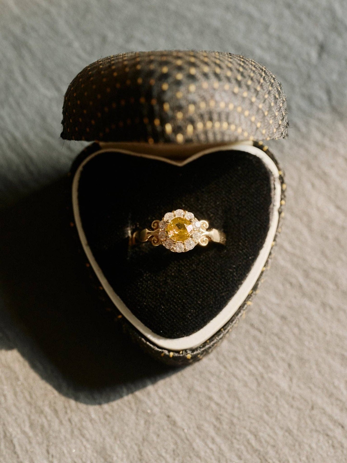 Elara Citrine Ring