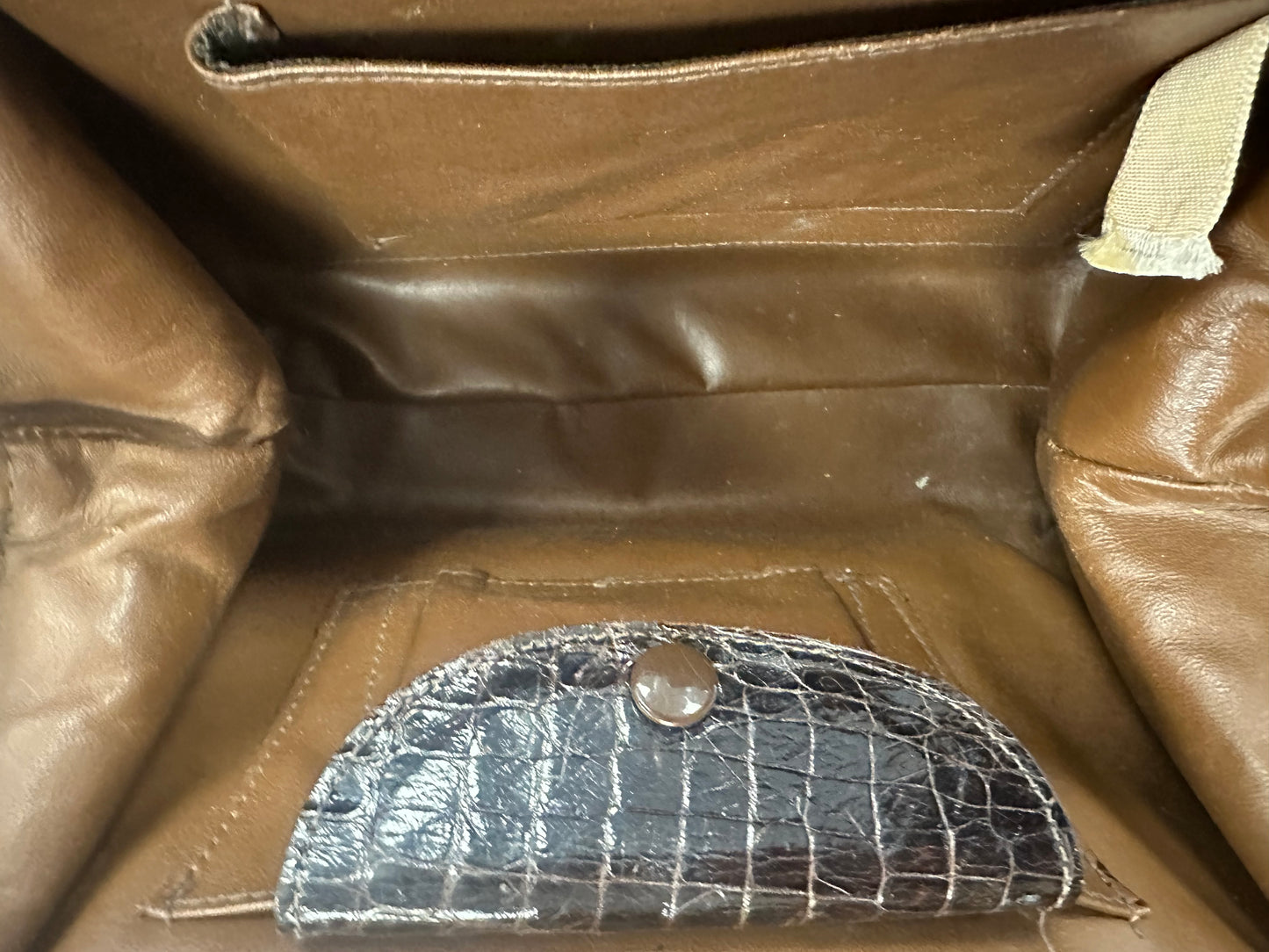 Vintage 1950s Leather Croc Embossed Handbag