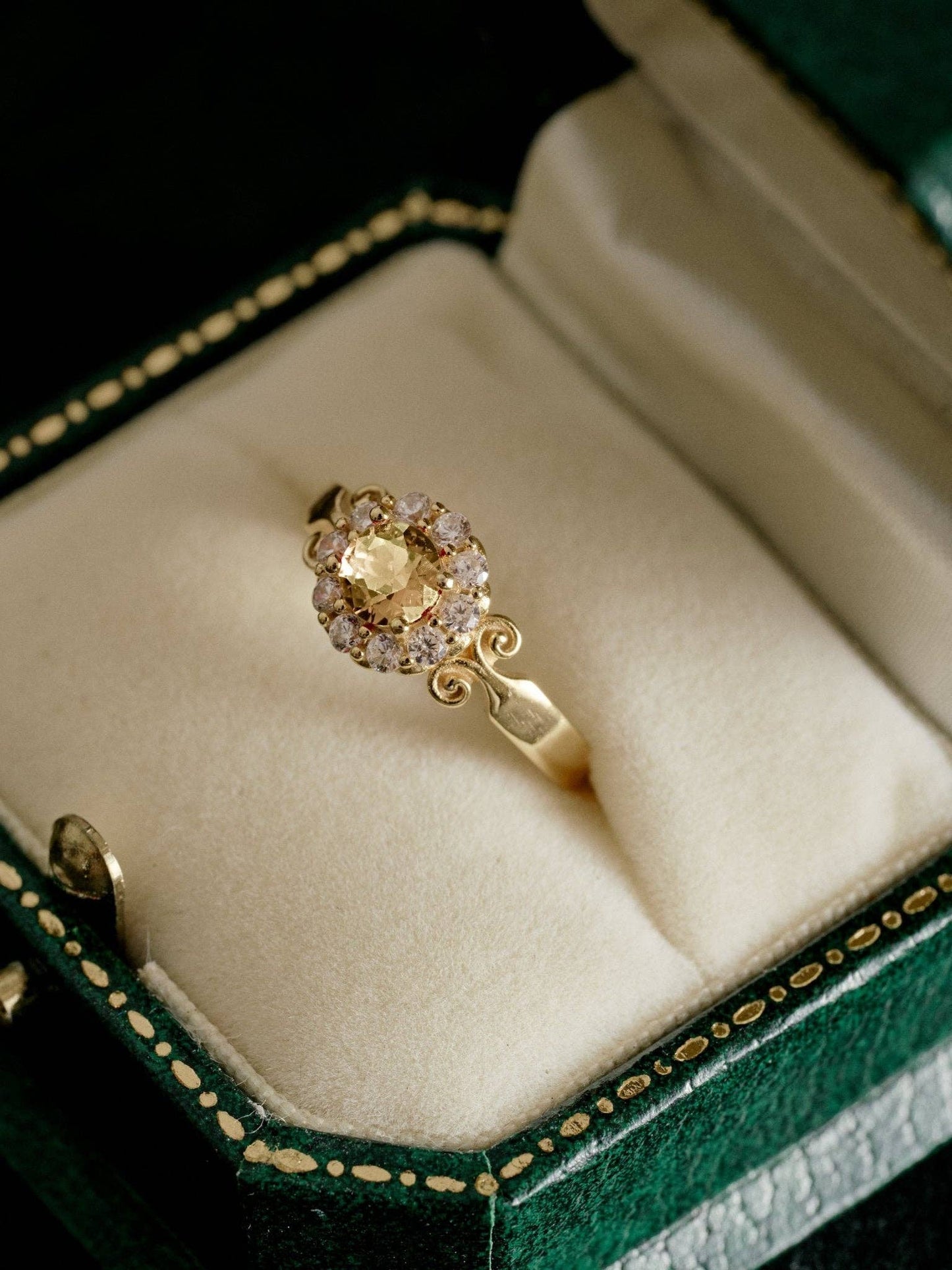 Elara Citrine Ring