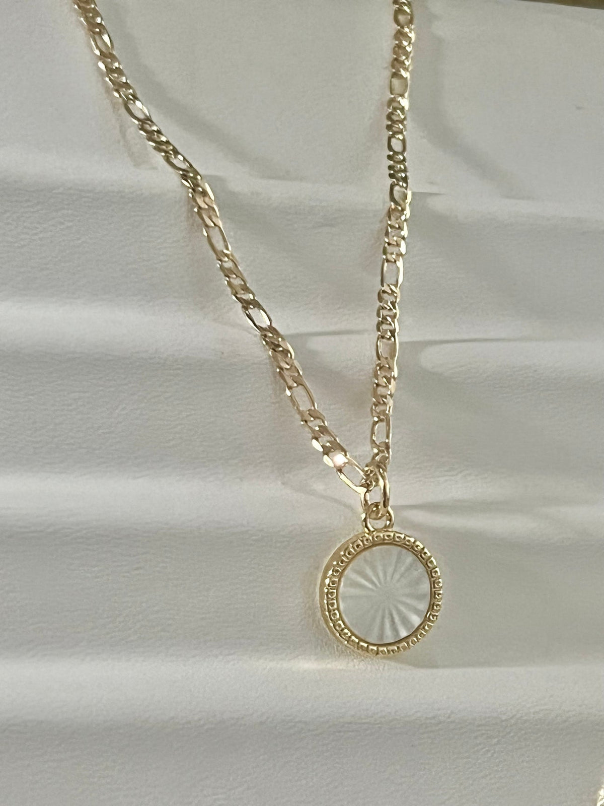 GALYNT Lucia Pearl Sunburst Necklace