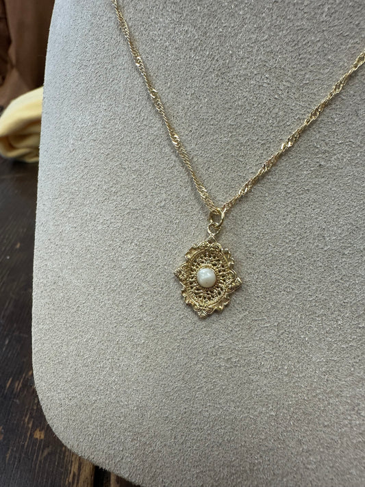 GALYNT 'Empire' Necklace