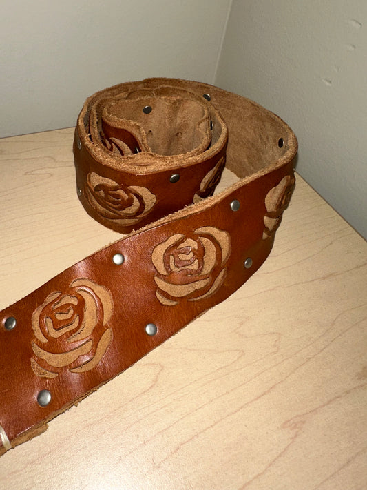 Vintage Brown Rose Belt